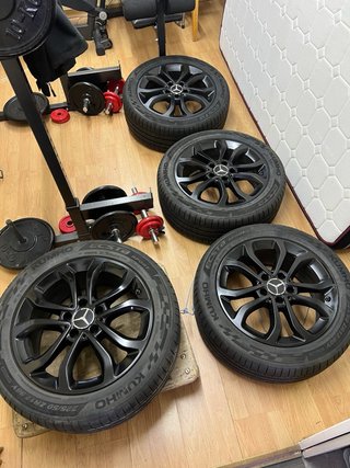 Llantas Mercedes originales 17” 4 neumáticos nuevo