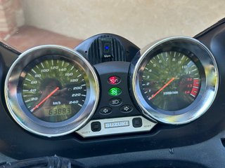 Moto suzuki gsf 600 s bandit