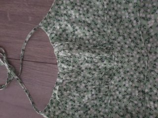 Vestido corto floral verde