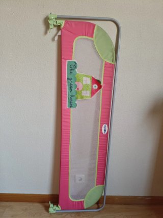 Barrera cama rosa