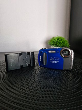 Fujifilm FinePix XP30 Waterproof | Caja Original