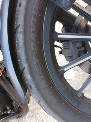 Harley-Davidson Negra