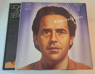 8 Vinilos LPs y 7 carátulas de Juan Manuel Serrat.