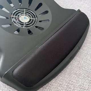 Soporte Portátil con Ventilador USB