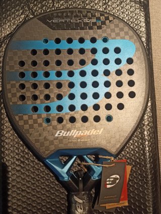 Bullpadel Vertex 05 Hybrid 2026