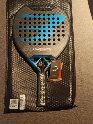 Bullpadel Vertex 05 Hybrid 2026