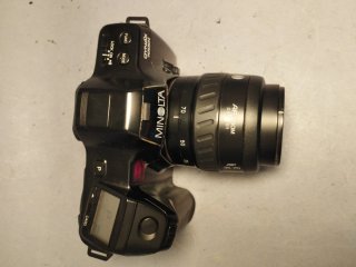 Minolta Dynax 7000i Cámara Analógica Negra