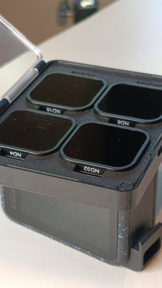 Kit GoPro HERO 12 Black Volta con 3 batterie, filtri ND, SD
