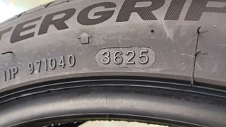 215/45 R18 93V LANVIGATOR  WINTERGRIP UHP