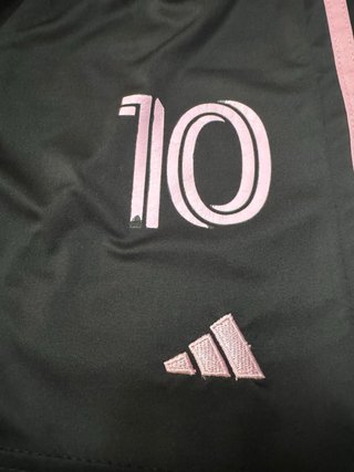 Traje Inter Miami Niños Talla 10/11