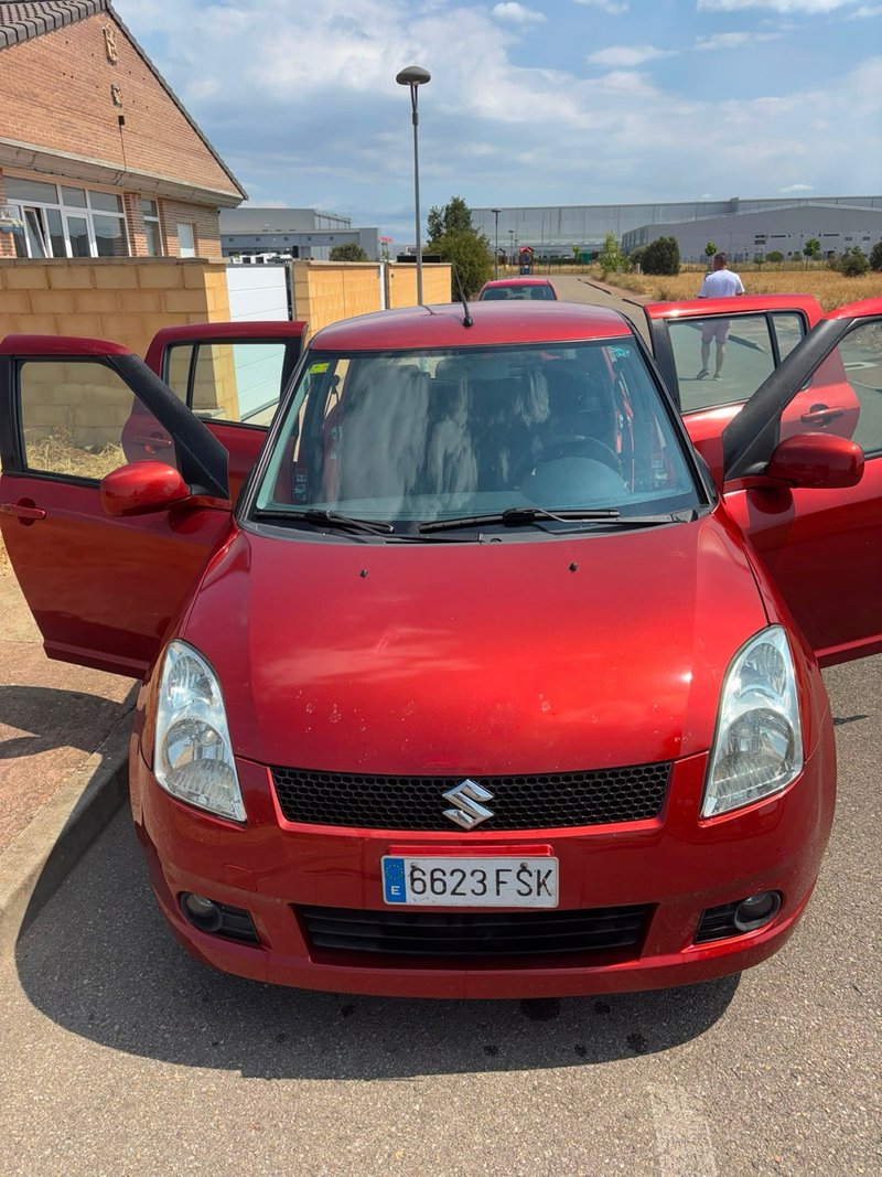 Suzuki Swift 2007 - foto 1