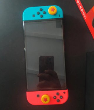 Nintendo Switch OLED - Modello Base