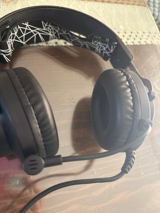 Cascos Gamer Monster Negros