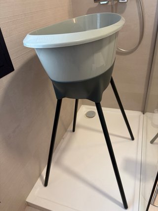 Bañera bebé con patas
