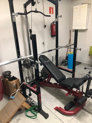 Equipo de gimnasio completo para casa