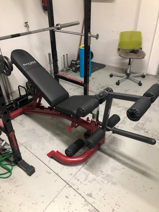Equipo de gimnasio completo para casa