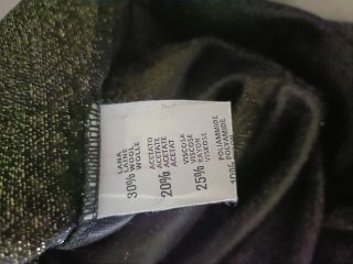 Maglia nera manica lunga paillettes oro tg 48/50
