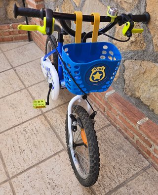 Bicicleta Infantil B'TWIN 16 Azul con Cesta