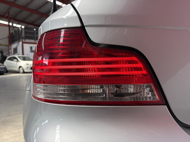 BMW Serie 1 2008, foto 24