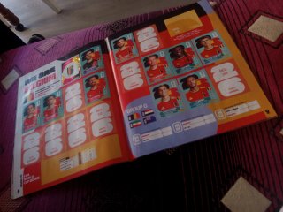Álbum del mundial 2026 383 stikers con CR7,i mas