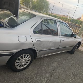 Peugeot 406