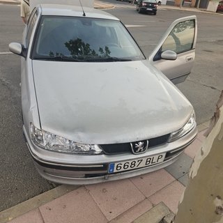 Peugeot 406