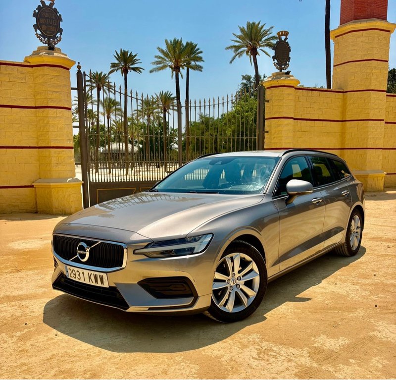 Volvo V60 2019 - foto 1