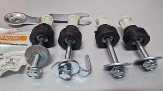 Pernos de transporte lavadora + llave