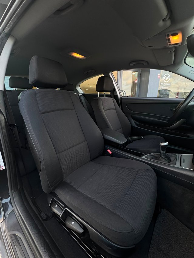 BMW Serie 1 2010 UNICO PROPIETARIO