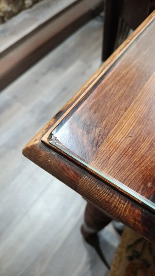 Mesa de madera maciza 120€
