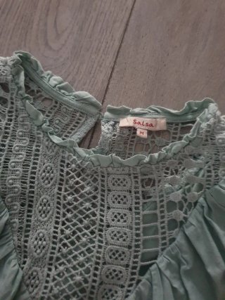 Blusa Salsa verde con encaje