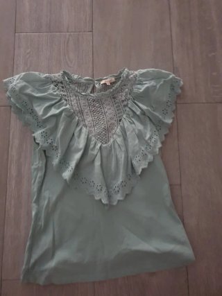 Blusa Salsa verde con encaje