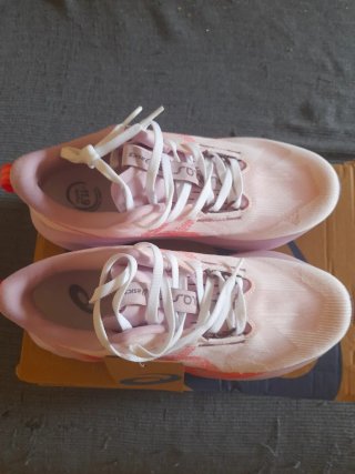 Zapatillas Asics Novablast 5 talla 38