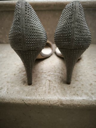 Zapatos Zara Plateados Brillantes Talla 41