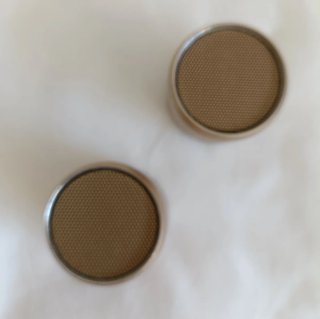 Mini Altavoces Portátiles Daewoo Dorados funcionan