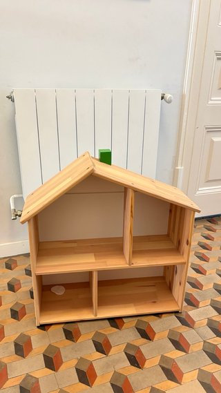 Casita de muñecas / Estantería madera Ikea
