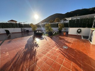 Ático en venta en Zona el Higuerón en Benalmádena