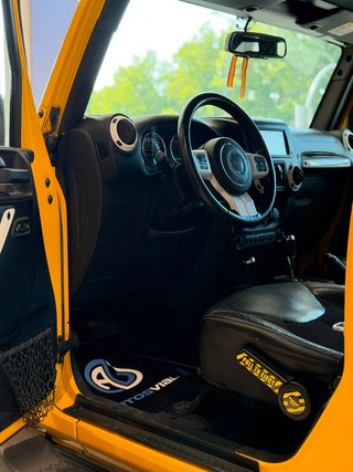 Jeep Wrangler Sahara