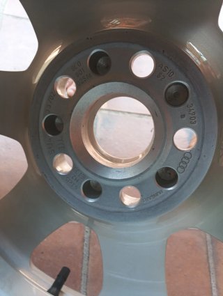 Llanta Audi A3 15 195/65 R15