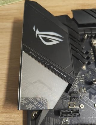 Placa Base ASUS ROG Strix Z390-F Gaming