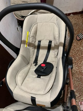 Carrito de bebé Kiduku 3 posiciones (NEGOCIABLE)