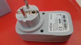 BroadLink SP4L Smart Plug com Luz Noturna