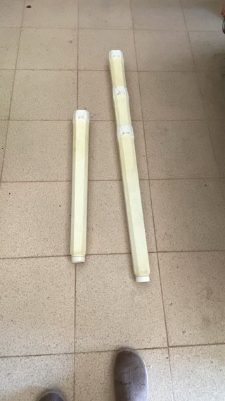 Mesa grande exterior con 8 sillas