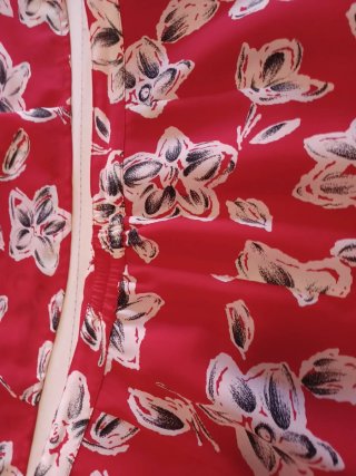 Conjunto blusa y falda estampado floral
