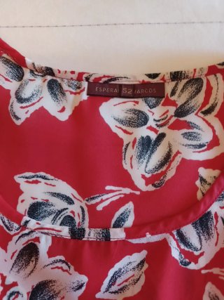 Conjunto blusa y falda estampado floral