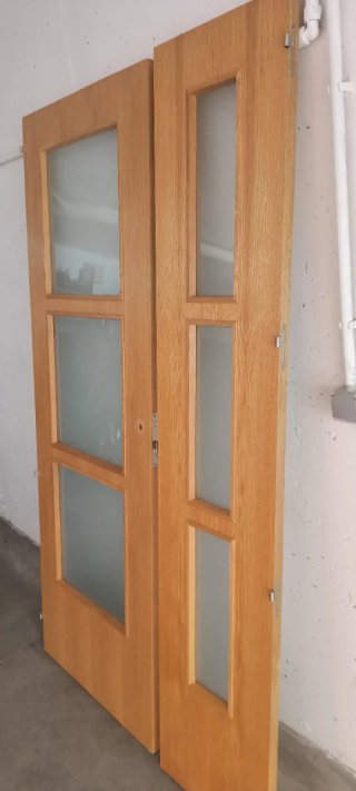 Puerta interior roble 2 hojas con cristal