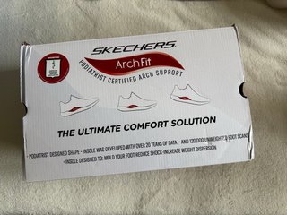 Skechers Arch Fit Azul Marino Talla 44