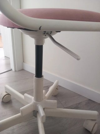 Silla infantil rosa Ikea