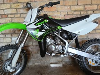 Kawasaki KX85 Motocross Verde/Blanco