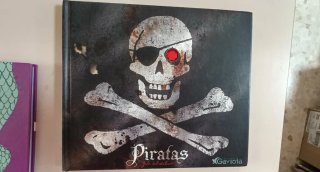 "Piratas" .Libro interactivo